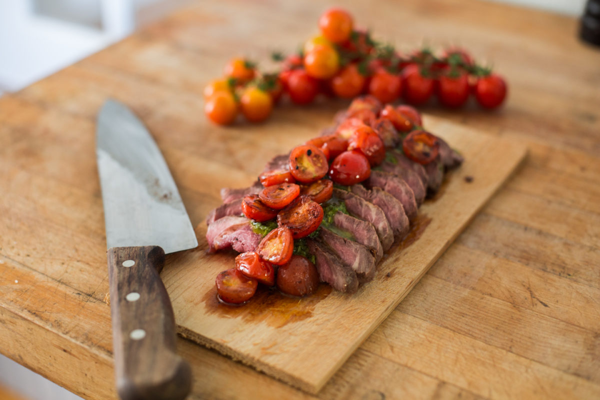 Flat Iron Steak With Roasted Cherry Tomatoes On The Vine Pure Flavor® 