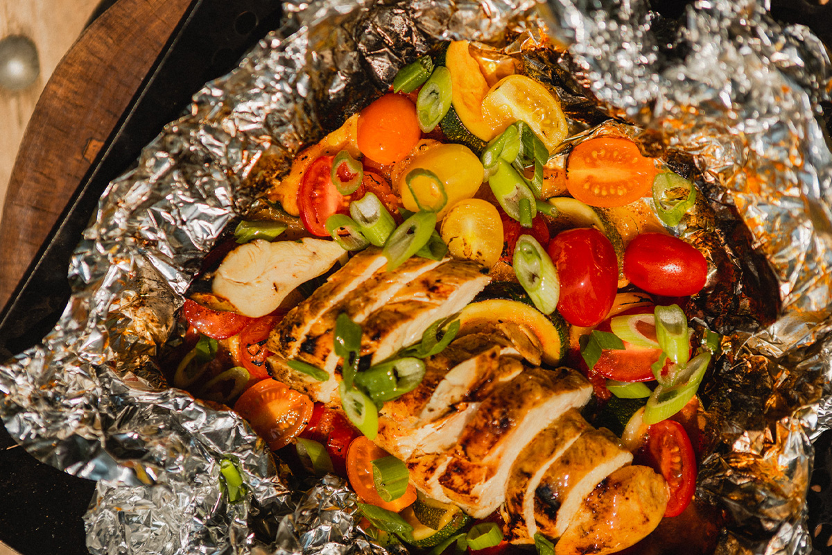 Honey Garlic Chicken Potato Foil Packets (Campfire Chicken)